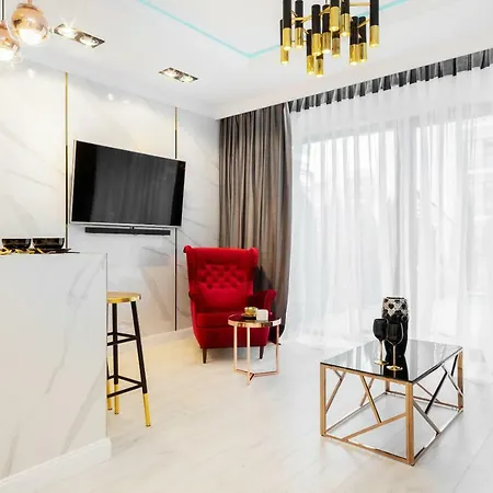 Boutiq Park By Renters Prestige * ורשה